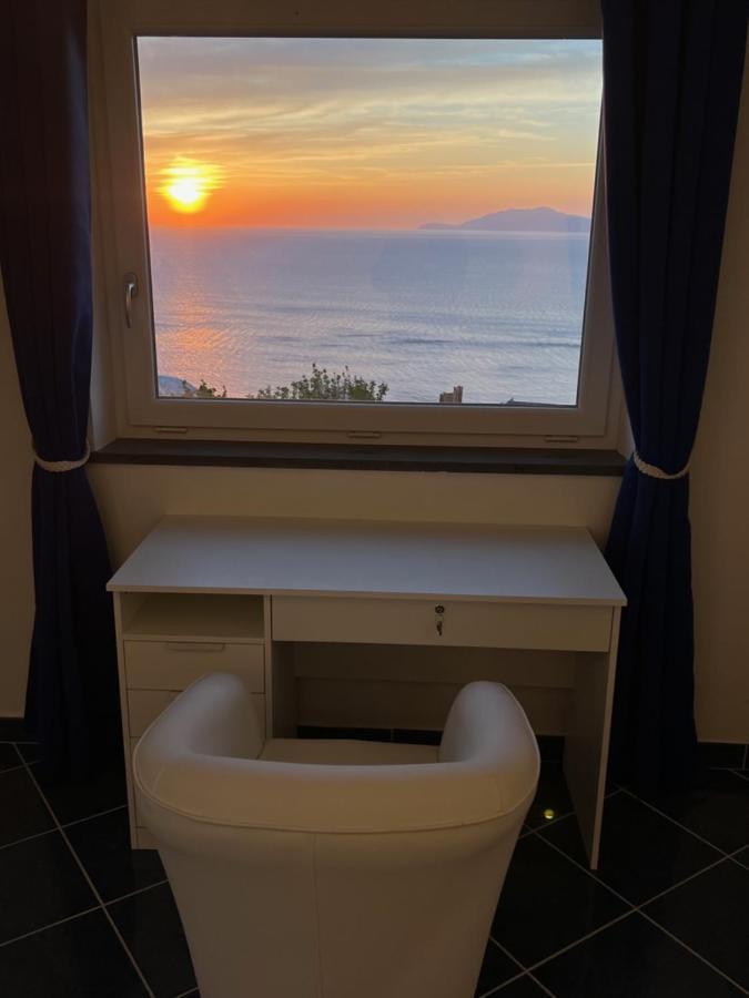 مبيت وإفطار أناكابْري Vista Mare Bb المظهر الخارجي الصورة